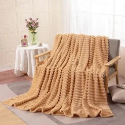 Fleece Blanket Throws Extra Large, Super Soft and Warm Throw Blanket for Couch, Sofa and Bed Cozy, Fuzzy and Lightweight