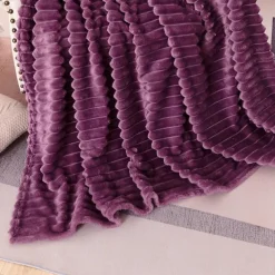 Fleece Blanket Throws Extra Large, Super Soft and Warm Throw Blanket for Couch, Sofa and Bed Cozy, Fuzzy and Lightweight