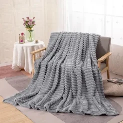 Fleece Blanket Throws Extra Large, Super Soft and Warm Throw Blanket for Couch, Sofa and Bed Cozy, Fuzzy and Lightweight