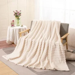 Fleece Blanket Throws Extra Large, Super Soft and Warm Throw Blanket for Couch, Sofa and Bed Cozy, Fuzzy and Lightweight