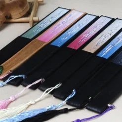 Folding Fans Vintage Style Silk Folding Fan Chinese Japanese Pattern Art Craft Gift Home Decoration Ornaments Dance Hand Fan 7 inches