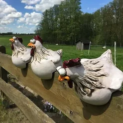 Fun Garden Art Resin Craft Chicken Statue Hen Sculpture Ornament for Home Garden Yard Outdoor Decor Accessories Fence Decoration