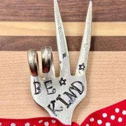 Garden Marker Friendship Gift, Silver Stamped Spoon Plant Markers, Silver Plate Stamped Spoon Garden Markers, Garden Art Marker, Plant Lover Garden Decoration