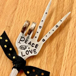 Garden Marker Friendship Gift, Silver Stamped Spoon Plant Markers, Silver Plate Stamped Spoon Garden Markers, Garden Art Marker, Plant Lover Garden Decoration