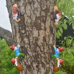 Gnome Garden Decor, 1pc Garden Gnome Statue, Climbing Gnomes Fairy Tree Hugger Garden Art Outdoor For Four Seasons Decor, Resin Crafts Ornaments For Patio, Lawn, Yard Art Decoration