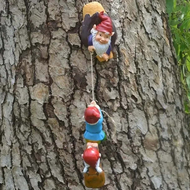 Gnome Garden Decor, 1pc Garden Gnome Statue, Climbing Gnomes Fairy Tree Hugger Garden Art Outdoor For Four Seasons Decor, Resin Crafts Ornaments For Patio, Lawn, Yard Art Decoration