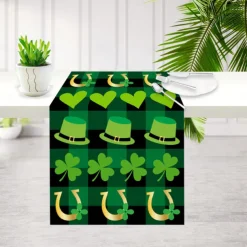 Green Lucky Shamrock St. Patrick's Day Table Runner, Seasonal Spring Holiday Kitchen Dining Table Decoration For Indoor Outdoor Home Party Decor