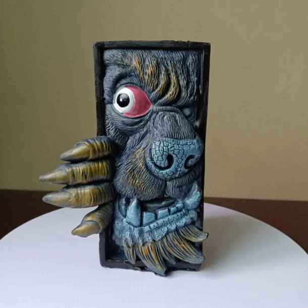 Halloween Bookshelf Horror Mask Monster Resin Craft Decoration Monster Statue Ornaments