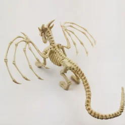 Halloween Decoration Dragon Skeleton Plastic Bones with Posable Joints for Pose Skeleton Prop Indoor / Outdoor Spooky Scene Party Favors Décor.