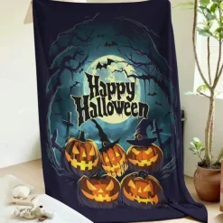 Halloween Decoration Jack O' Lantern Pumpkin Throw Blanket - Soft and Cozy Fleece with Festive Pumpkin Design - Perfect for Halloween Decor and Keeping Warm