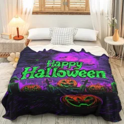 Halloween Decoration Jack O' Lantern Pumpkin Throw Blanket - Soft and Cozy Fleece with Festive Pumpkin Design - Perfect for Halloween Decor and Keeping Warm