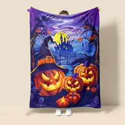 Halloween Decoration Jack O' Lantern Pumpkin Throw Blanket - Soft and Cozy Fleece with Festive Pumpkin Design - Perfect for Halloween Decor and Keeping Warm
