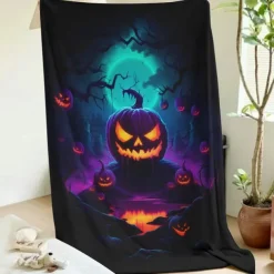 Halloween Decoration Jack O' Lantern Pumpkin Throw Blanket - Soft and Cozy Fleece with Festive Pumpkin Design - Perfect for Halloween Decor and Keeping Warm