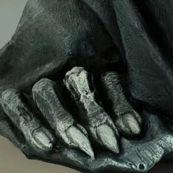 Halloween Decorations Scary Half-Body Ghost Hand Black Robes Resin Ornaments Mysterious Master Ghost Clothing Handicrafts Scene Decoration Props