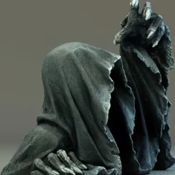 Halloween Decorations Scary Half-Body Ghost Hand Black Robes Resin Ornaments Mysterious Master Ghost Clothing Handicrafts Scene Decoration Props