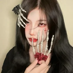 Halloween Hands Bone Hair Clips Skeleton Claws Hair Clip Hairpin Horror Hair Clip Black White Skull Claw Hair Clip Exaggerated Carnival Party Claw Barrettes Women Girls Hair Accessories