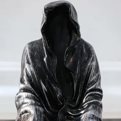 Halloween Horror Art Design Resin Black Robe Dead God Sitting Statue Gothic Dark Knight Terror Dead God Decoration Suitable for Halloween Home Decoration Bookcase Desktop Decoration Gifts 1PC