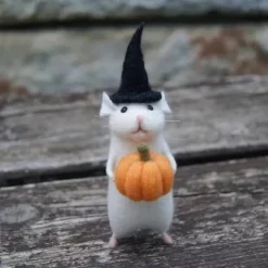 Halloween Mouse with Pumpkin, Christmas Mouse with a Gift, Needle Felting Mouse, Birthday Mouse, Needle Felting Kit, No Finished DIYKit Pack, Needle Felting Miniature