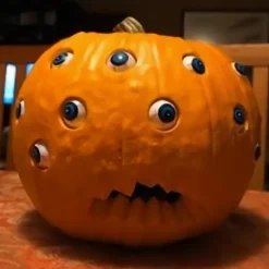 Halloween Scary Pumpkin Decoration,Resin Purely Handmade Turnable Eyeballs Sculpture For Indoor And Outdoor Use