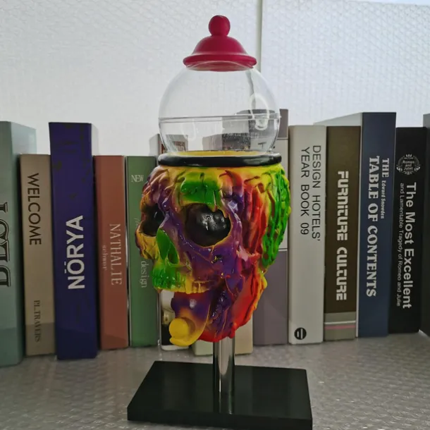 Halloween Skull Cool Bubble Gum Machine Gumball Vending Machine Dispenser Candy Skull Decorations Cool Halloween Decoration Peculiar Desktop Atmosphere Ornaments Halloween Skeleton Decoration