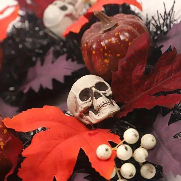 Halloween Skull Pvc With Lights Wreath Artificial Fall Wreath With Maple Leaf Pumpkin Berries, Thanksgiving Wall Garden Hanging Decoration 17.8 Inch Halloween Skull Wreath Horror Wreath Halloween Prop Decoration