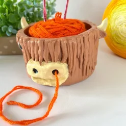 Handmade Highland Cow Crochet Yarn Bowl - Unique Clay Knitting Bowl for Yarn - Scottish Shetland Cow Crochet Holder for Highland Cow Lovers