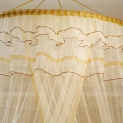 Indoor Princess Top Mosquito Net Bed Canopies Bed Curtains, Universal Size, Easy to Install, Suitable for Children Students Couples