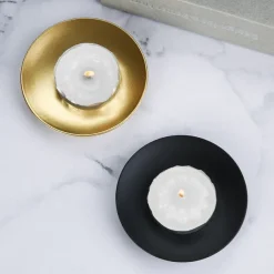 Iron Candle Holder – Creative Geometric European-Style Romantic Candle Cup, Modern Minimalist Metal Tealight Holder, Elegant Tabletop Decor for Dining Table, Home, Wedding, and Party Decoration