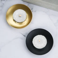 Iron Candle Holder – Creative Geometric European-Style Romantic Candle Cup, Modern Minimalist Metal Tealight Holder, Elegant Tabletop Decor for Dining Table, Home, Wedding, and Party Decoration