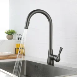 Kitchen Faucet with Pull-out Spray - Single Handle One Hole Electroplated / Painted Finishes Pull-out / Pull-down / Standard Spout / Tall / High Arc Centerset Modern Contemporary Kitchen Taps