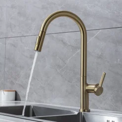 Kitchen Faucet with Pull-out Spray,Single Handle One Hole Brass High Arc 2-modes 360°Rotatable Modern Contemporary Kitchen Taps