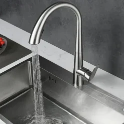 Kitchen Faucet with Pull-out Spray 360° Rotated Single Handle One Hole Minimalist Modern Contemporary Kitchen Taps