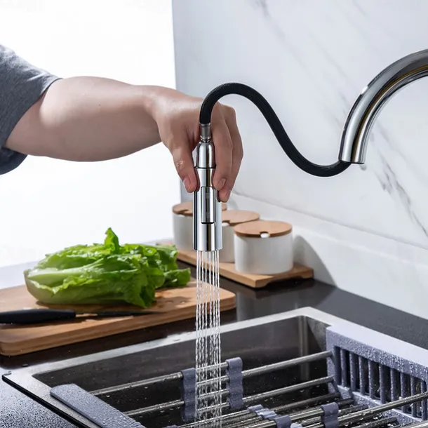 Kitchen Faucet with Pull-out Spray,Single Handle One Hole 2-modes Brass Kitchen Taps