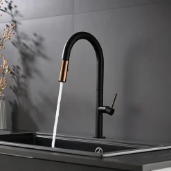 Kitchen Faucet,Rotatable Pull-out/­Pull-down Brass High Arc Nickel Brushed/Painted Finishes Single Handle One Hole Kitchen Taps with Hot and Cold Switch