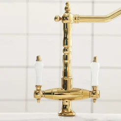 Kitchen Faucet,Two Handles One Hole Antique Brass / Electroplated / Painted Finishes Standard Spout Centerset Antique Kitchen Taps