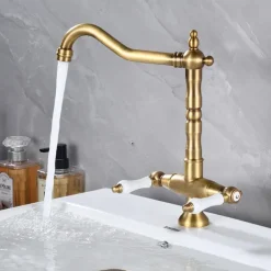 Kitchen Faucet,Two Handles One Hole Antique Brass / Electroplated / Painted Finishes Standard Spout Centerset Antique Kitchen Taps
