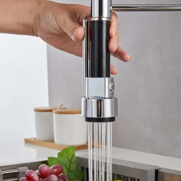 Kitchen Sink Mixer Faucet Pull Down Sprayer, Single Lever Pull Out Taps, 360 ° Swivel Cold Hot Water Brass Tap Golded Chrome Black