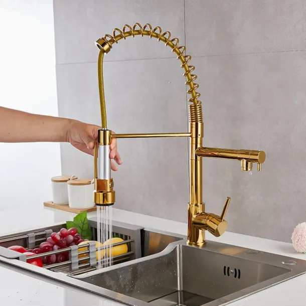 Kitchen Sink Mixer Faucet Pull Down Sprayer, Single Lever Pull Out Taps, 360 ° Swivel Cold Hot Water Brass Tap Golded Chrome Black