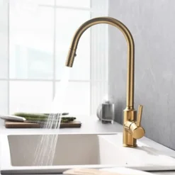 Kitchen Sink Mixer Faucet Pull Out, 360 swivel Single Lever Handle Brushed Solid Brass Taps Cold Hot Hose, One Hole with Pull Down Sprayer Black Gold Faucets