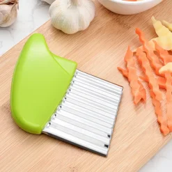 Kitchen Spiral and V-Shaped Tools, Spiral Slicer Blade Hand Slicer Cutter Potato Cucumber Vegetables Spirals Knife Kitchen Accessories Tool,Manual Screw Peelers Kitchens and Dining Toolings