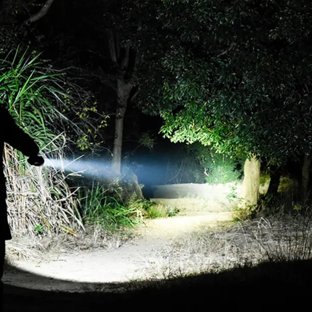 LED Flashlights Super Bright Diving Flashlight IP68 Highest Waterproof Rating Professional Diving Light Powered by 18650 Battery With Hand Rope