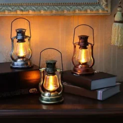 LED Solar Lamp Retro Kerosene Lamp Outdoor Garden Courtyard Decoration Portable Lantern Solar Candle Pendant Outdoor Camping Tent Lamp