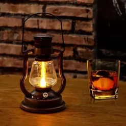 LED Solar Lamp Retro Kerosene Lamp Outdoor Garden Courtyard Decoration Portable Lantern Solar Candle Pendant Outdoor Camping Tent Lamp