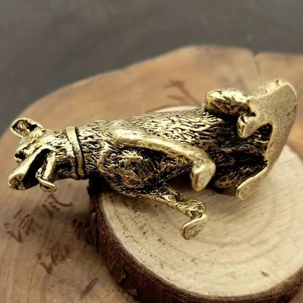Lucky Copper Dog, Wealth Dog Ornaments, Help Transport Wealth Dog Copperware Chinese Classic Desktop Ornaments Tea Pet Copperware, Cute Aesthetic Things, Strange Things, Micro Desktop Decoration