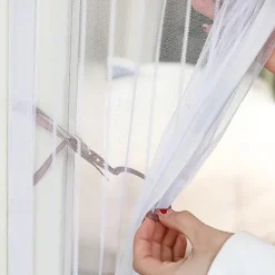 Magnetic Screen Door Portable, Fly Or Bug Screen Magnetic, Doorway For Sliding Door,Garage,Patio,Kitchen,Living,Window Room,Bedroom,Bar,Pet and Kid Easy Entry