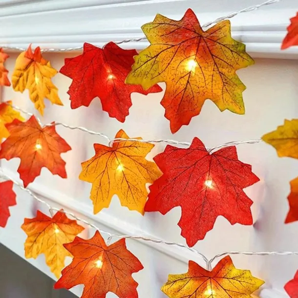 Maple Leaf Lantern String Halloween Fall Thanksgiving Lantern String 6M 40 LEDs 3M 20LEDs 1.5M 10LEDs Battery or USB Powered Indoor and Outdoor Garden Decorative Light String