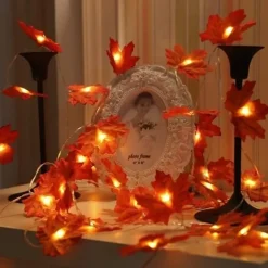 Maple Leaf String Lights Fall Decoration Fall Garland Lights 3m 20LEDs Battery Operated for Outdoor Home Thanksgiving/Halloween Party Decoration