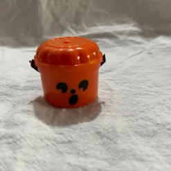 Mini Boo Bucket Halloween Decorations - Retro Plastic Trick-or-Treat Pails with Jack-O'-Lantern Faces, Orange, Purple, Green, Beige - Perfect for Candy, Snacks, and Home Decor, Halloween Decorations S