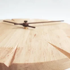 Modern Digital Round Wood Wall Clock Design Silent Fashion Wall Clock Living Room Wall Decoration Home Decoration Gift Wall Clock 30 CM