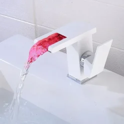 Modern Style Bathroom Sink Faucet LED/Waterfall Electroplated Centerset Single Handle One HoleBath Taps/Bathroom Sink Faucet+ Accessories/Contemporary/Vintage/Yes/Brass